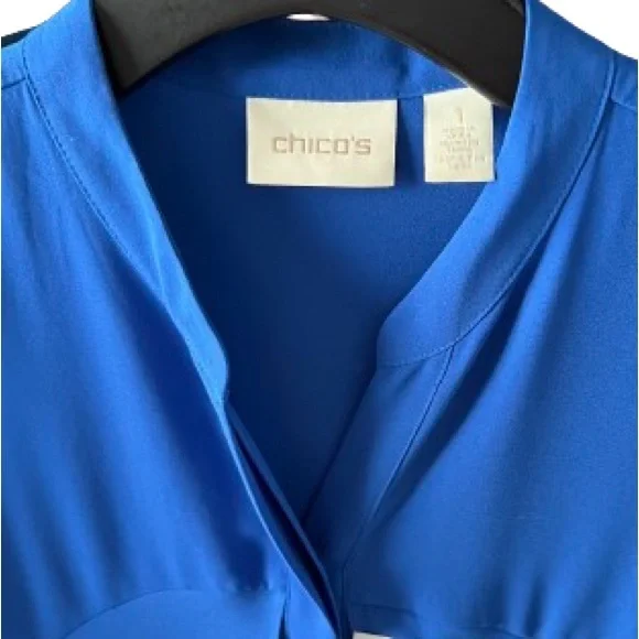 🌴 Chico’s Top - Size 1 - Picture 3 of 4